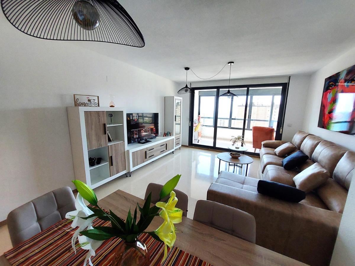 Luxury 3 Dormitorios Frente Al Mar En Las Marinas By Sonneil Rentals 베니돔 외부 사진
