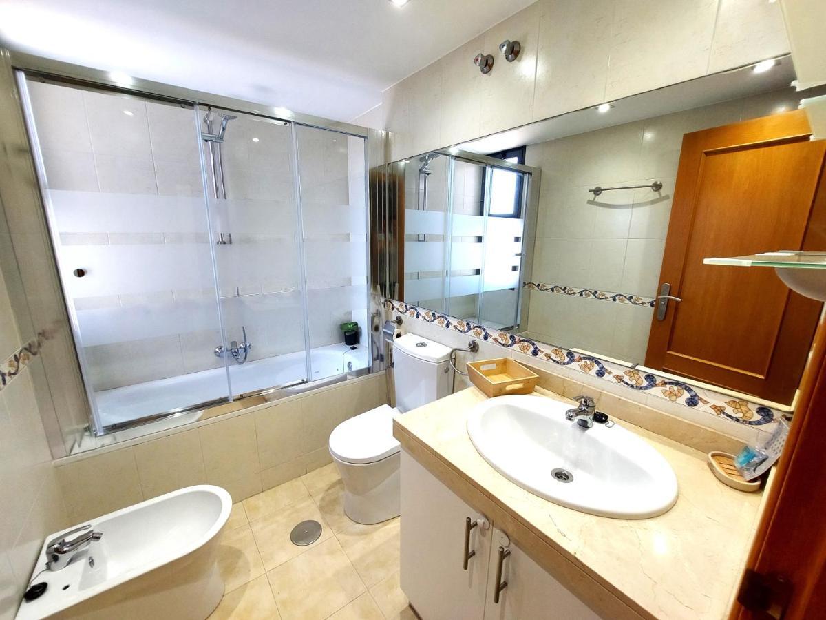 Luxury 3 Dormitorios Frente Al Mar En Las Marinas By Sonneil Rentals 베니돔 외부 사진